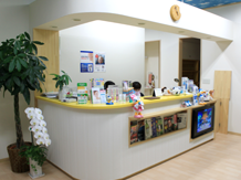 【JR越後線 関屋駅から徒歩15分】【県庁前バス停より徒歩1分】患者様のご希望を第一に、できる限り痛みの少ない治療を提供する「かいづクリニックドンテール」