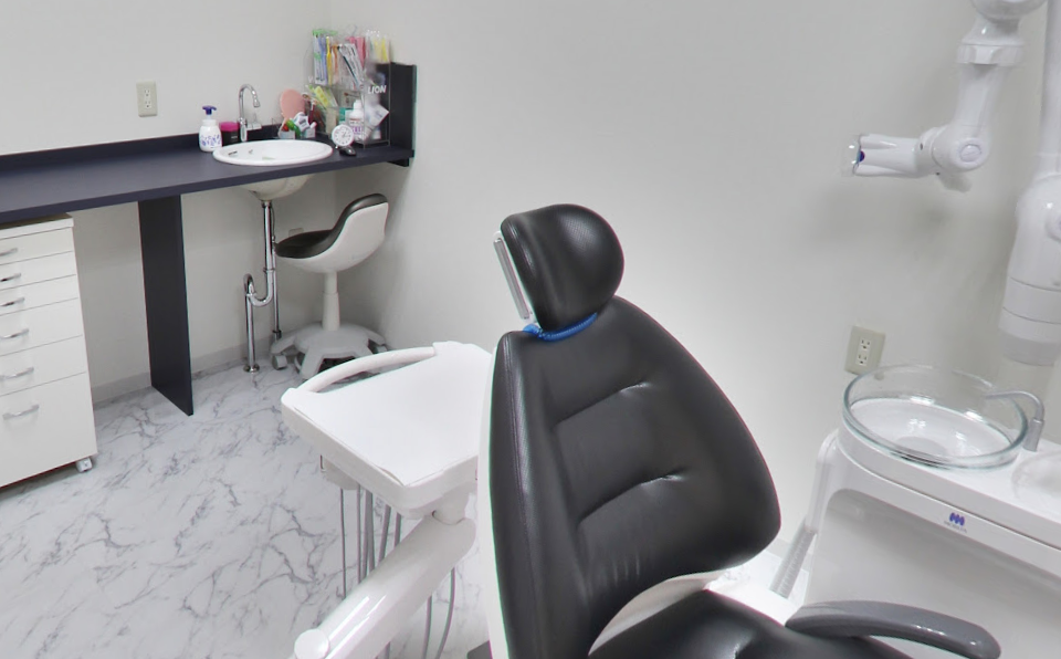 ①診療室受付③待合スペース