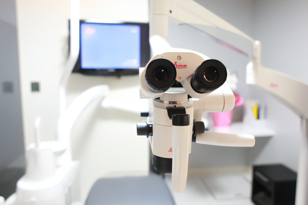 【守谷駅より徒歩1分】【日本口腔インプラント学会専門医・日本口腔外科学会専門医在籍】実績豊富な専門医師が最新鋭の治療を提供する岩元歯科クリニック守谷