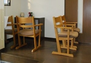 あごの成長や歯の生え変わりに合わせて、最適なタイミングで矯正治療を進める