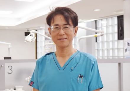 ①医院外観②院長③滅菌器