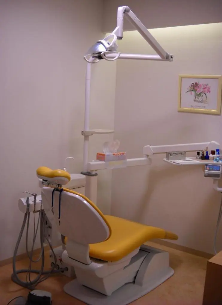 【若葉駅 徒歩7分】【訪問診療あり】完全予約制で丁寧な治療を行うひかり歯科