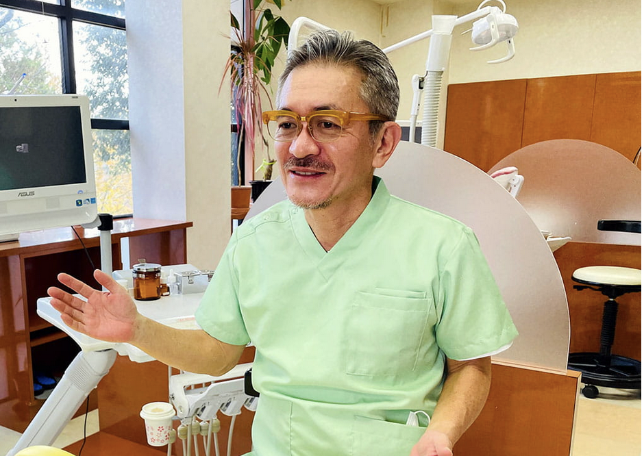 院長の篠原 泰弘