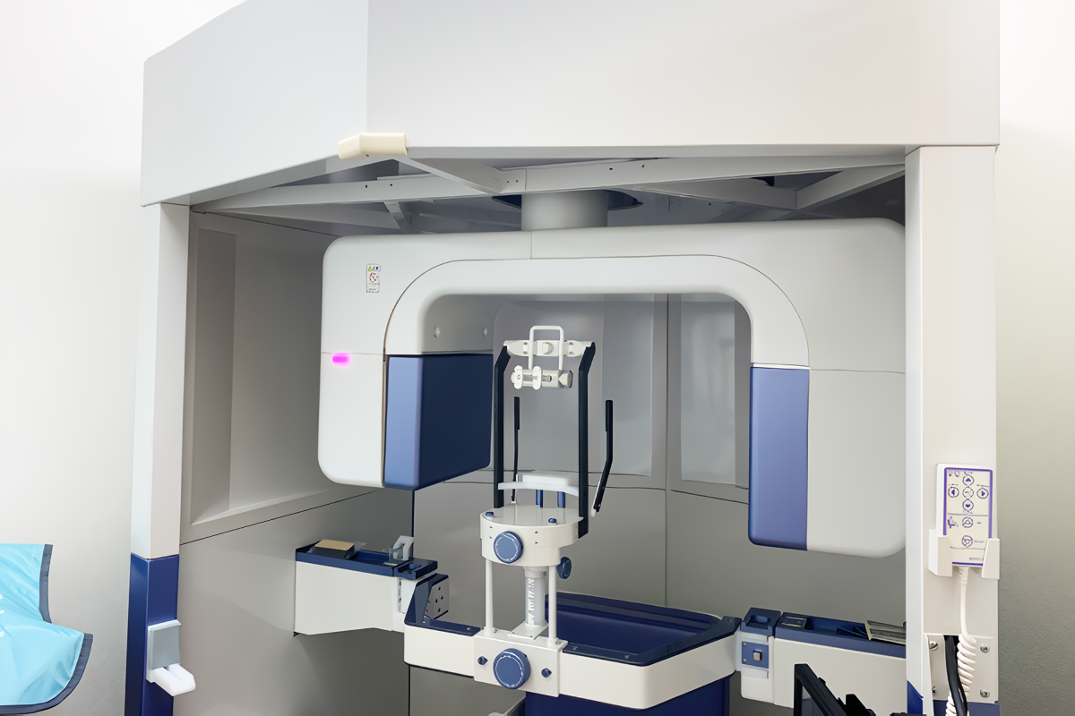 最新のデジタル機器で綿密な治療計画を立てます