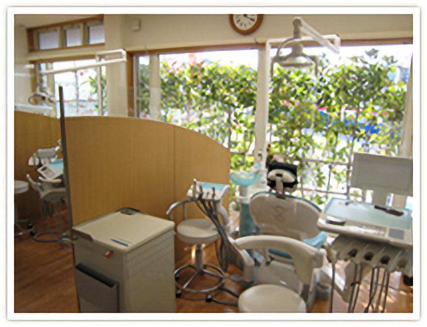 鳴見台歯科クリニック