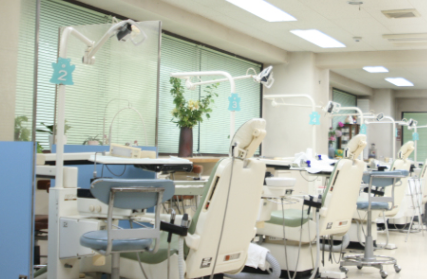 ①診療チェア②診療チェア③診療