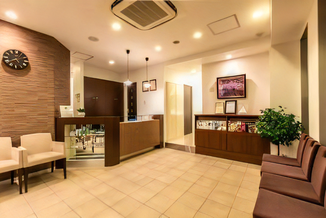 ①受付②待合室③パウダールーム