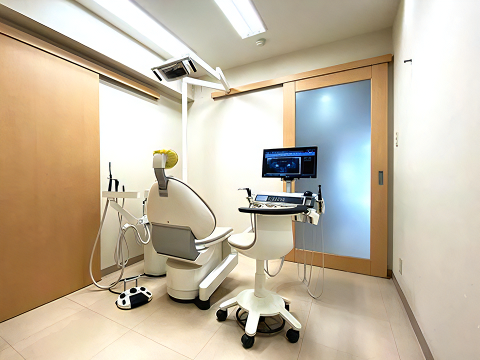 【成増駅 徒歩７分】日本抗加齢医学会 専門医/日本顎咬合学会 認定医 在籍】マイナス１歳から１００超えの方まで総ての世代の健康を守る成増北口通り歯科