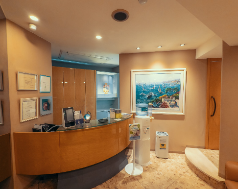 【入谷駅1番出口より徒歩5分】【インプラント実績30年】様々な技術の導入で患者様に喜びと感動を提供する「柴野歯科医院」