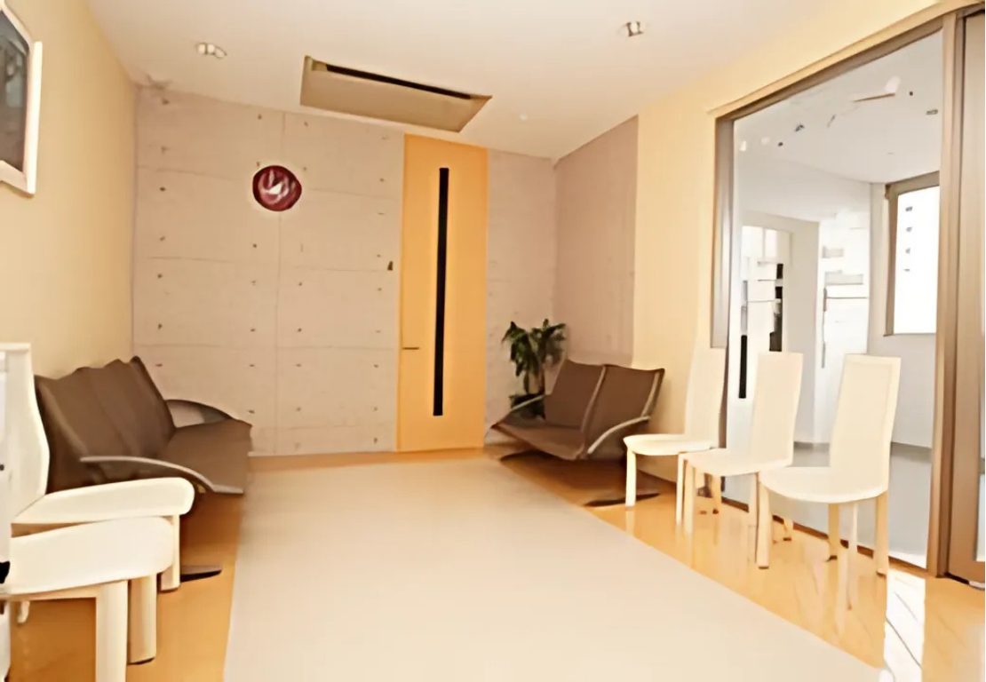 ①診療室②カウンセリングルーム③待合室