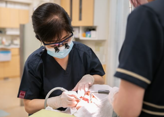 患者様一人ひとりの健康な口腔環境を守るために、丁寧で効果的な虫歯治療を提供しています。