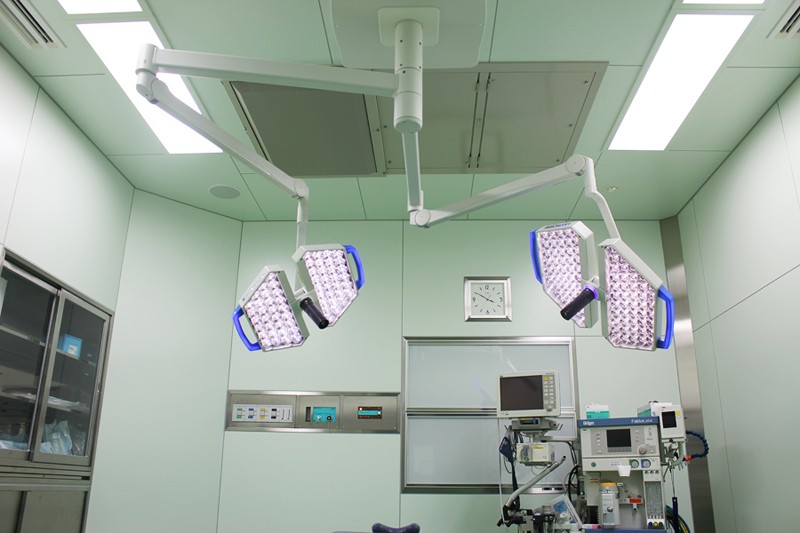 治療の内容やメリット・注意点について分かりやすく説明し、納得したうえで選択できる環境を整えています。