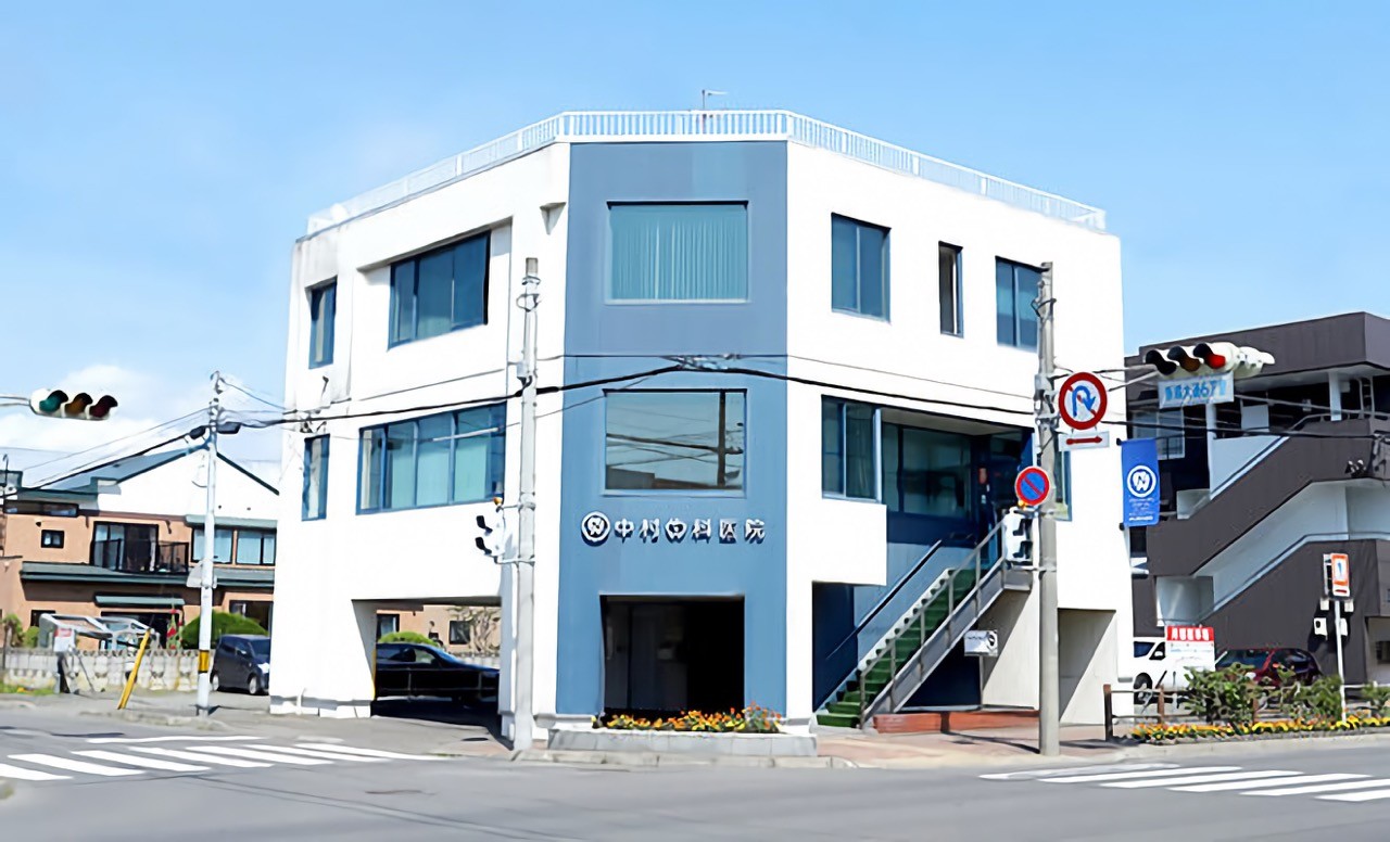①医院外観②医院内観③待合室