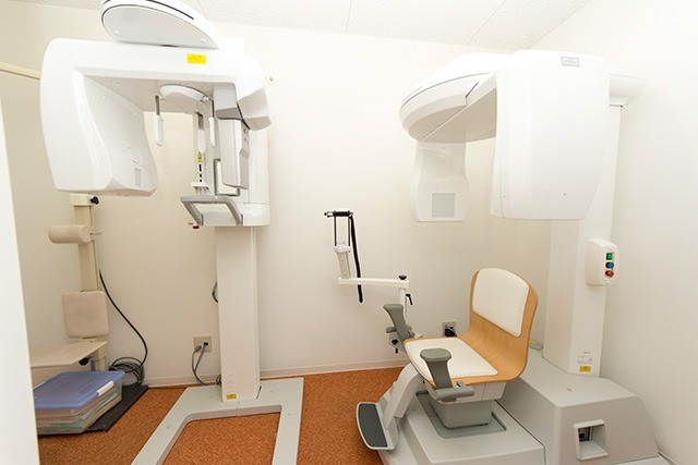 見た目の改善だけでなく、快適に長く使えることを大切にした治療です。