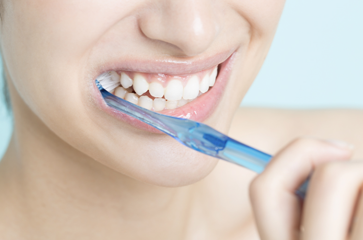 患者様の歯と歯ぐきの健康を守るため、早期の診断と適切なケアを行っています