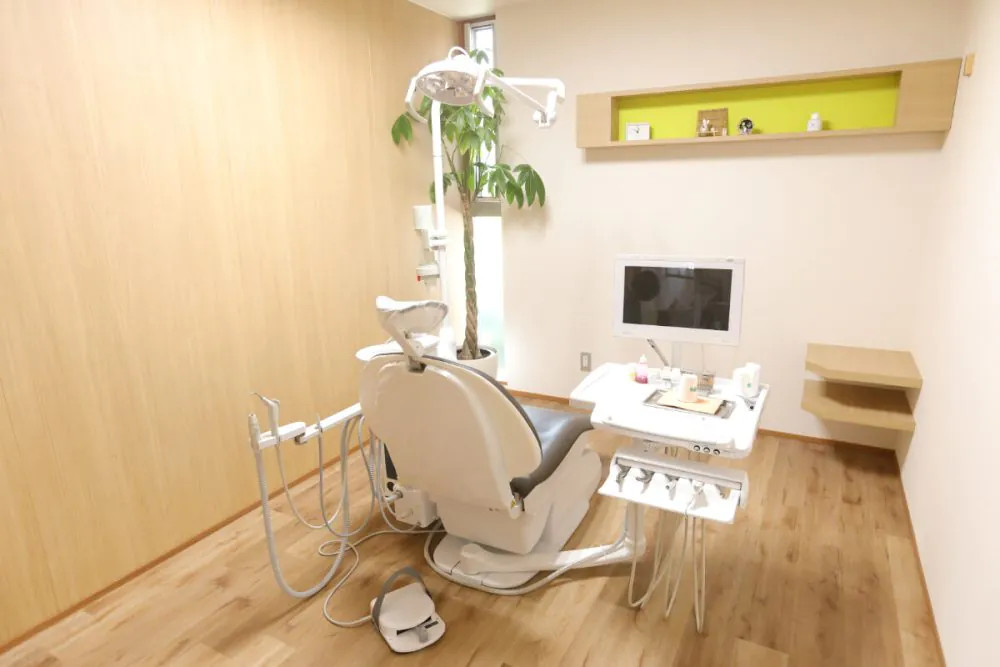 【与謝野町・駐車場9台】矯正治療にも強い まるめデンタルクリニック