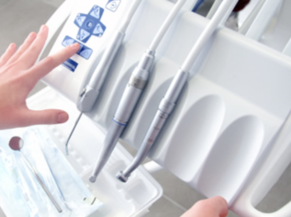 【成瀬駅より徒歩18分】【専門的な予防歯科治療】地域に根差した予防歯科で健康な歯を守る鈴木歯科医院