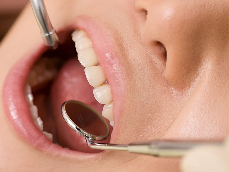 保険診療でも妥協せず、丁寧な治療を提供します