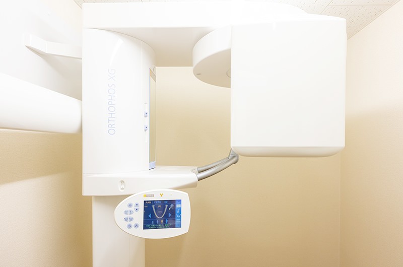 歯科用CTを利用し立体的な診断を行っています