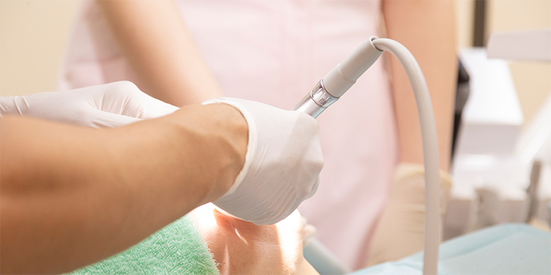 ①②診療風景 ③診療室