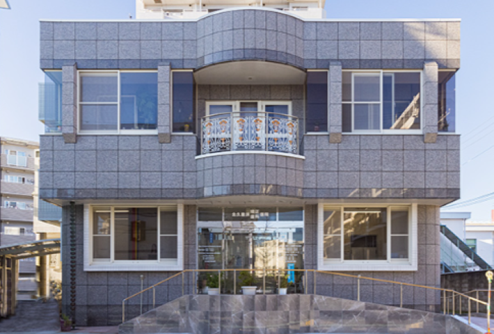 【北久里浜駅から徒歩5分】矯正と審美に特化した歯科医院