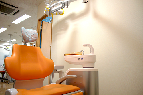 経験豊富な医師による確かなインプラント治療