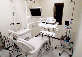 【完全予約制】【自由診療】健康な歯を保つための歯科医療を提供するあおいデンタルクリニック