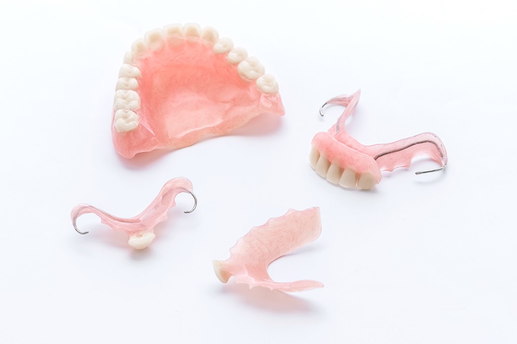 患者様の生活スタイルをふまえたうえで、最適な形状や素材をご提案しています