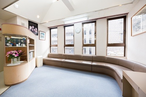 【駐車場完備・歯科用CT完備】幅広い診療と精密検査で支える、スバル歯科医院の安心の歯科医療