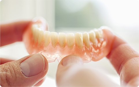 義歯製作のメリットとデメリットを丁寧に説明いたします