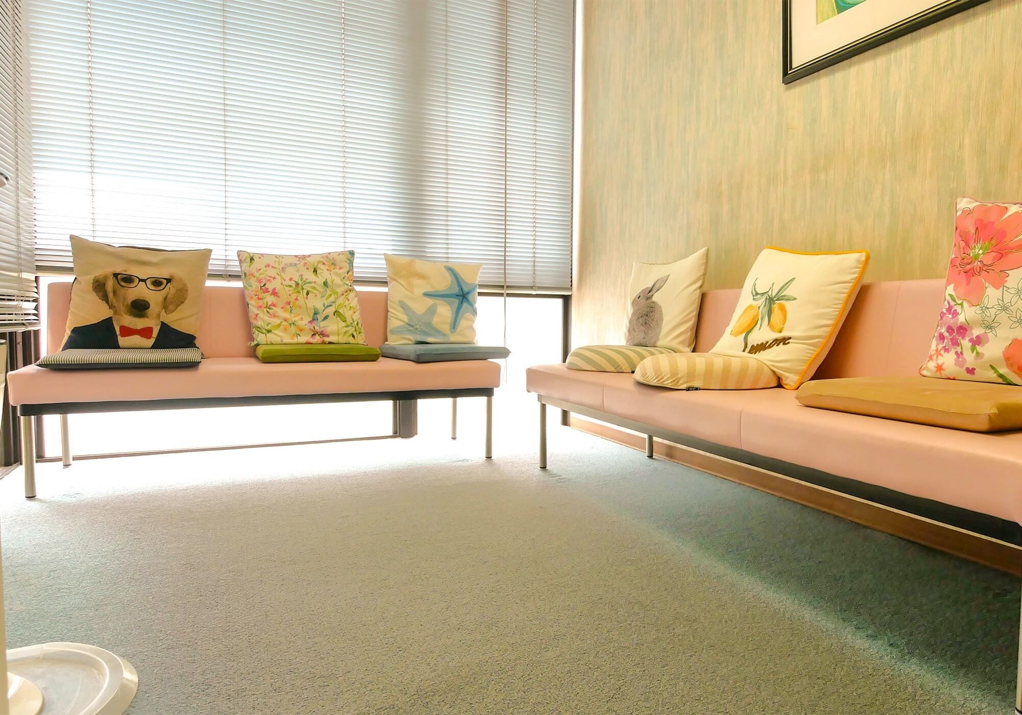 【四日市駅徒歩5分・駐車場完備】通いやすさと安心感を大切に、地域に寄り添う岩崎歯科医院