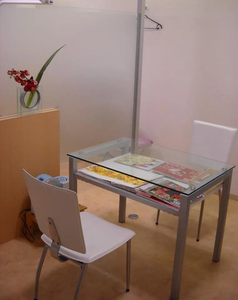 【若葉駅 徒歩7分】【訪問診療あり】完全予約制で丁寧な治療を行うひかり歯科