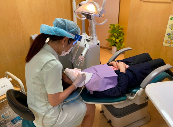 口腔外バキュームを導入しています