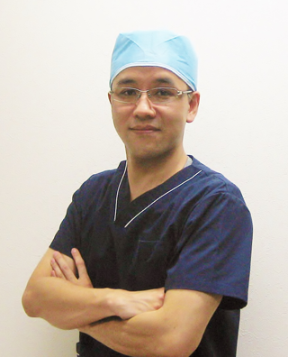 院長の藪押 幹人