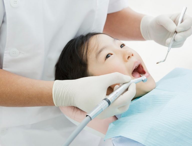 お子様の健やかな成長を支えるため、長期的な視点で口腔環境の管理に取り組んでいます。