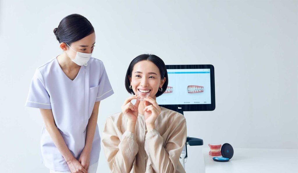 患者様が納得したうえで、噛みやすさと明るい笑顔につながる歯並びを整えています。