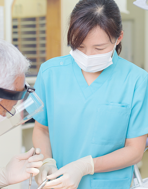 ①入口②診療室③診療風景