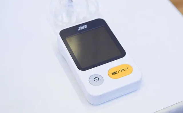 舌圧を測定する機器