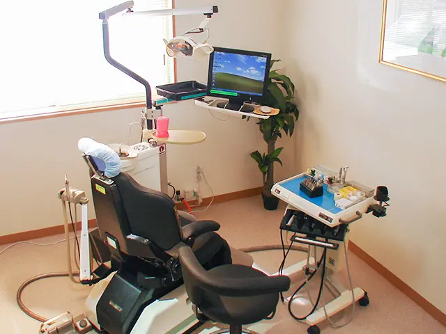 むし歯を削らずに治療できる、痛みを抑えた処置が可能