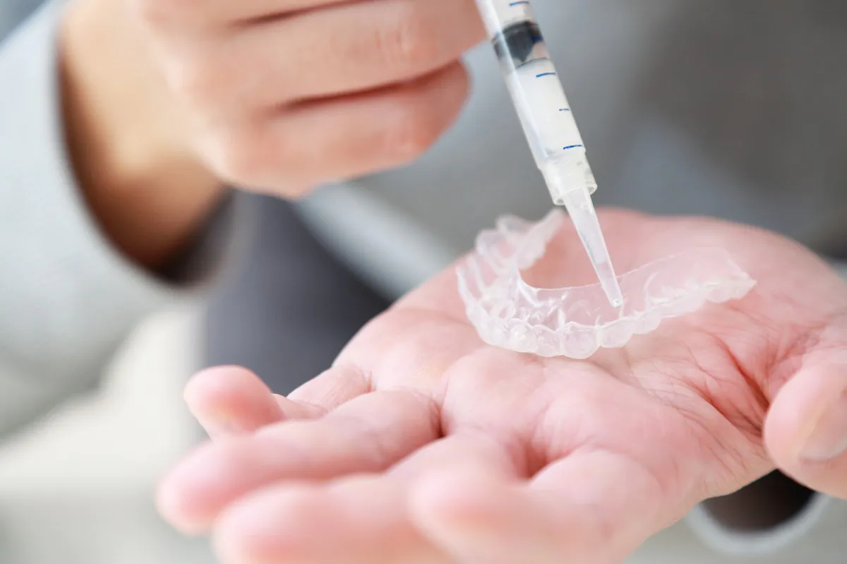 患者様一人ひとりのご要望や口腔内の状態に合わせた詰め物や被せ物を製作し、自然な仕上がりを実現しています