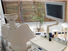 生涯にわたって自分の歯で噛める状態を維持するためのサポートを継続しています