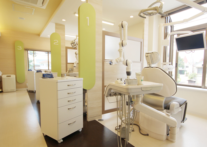 【東武宇都宮駅 車で8分・駐車場完備】幅広い年代が安心して通える菊池歯科医院