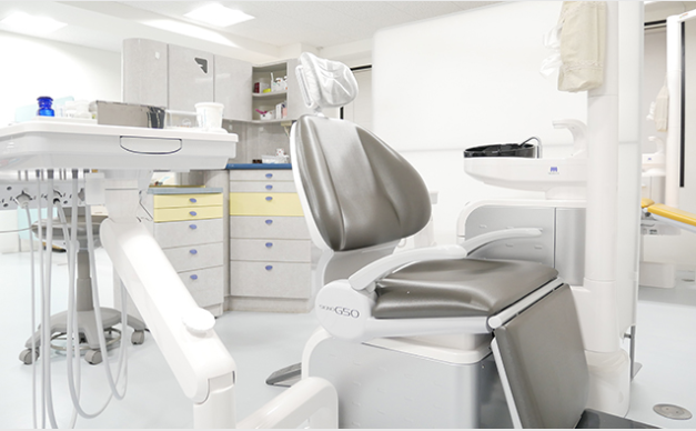 【土曜日診療あり】【東比恵駅徒歩2分】地元密着型のホームドクターとして一人一人に耳を傾け治療を提供する「かわみつ歯科クリニック」