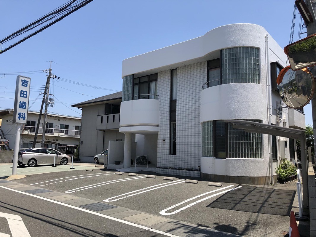 東洋医学も活用しながら診療を行っています