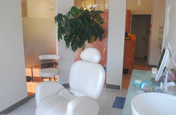 予防専用のルームで患者様の歯を病気から守ります