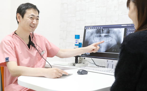 サージカルガイドと定期メンテナンスで安全性と長期保証を実現するインプラント治療