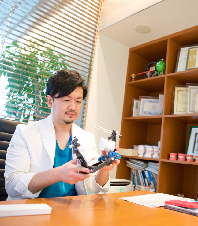 短期間で効率的に矯正治療を受けることができます