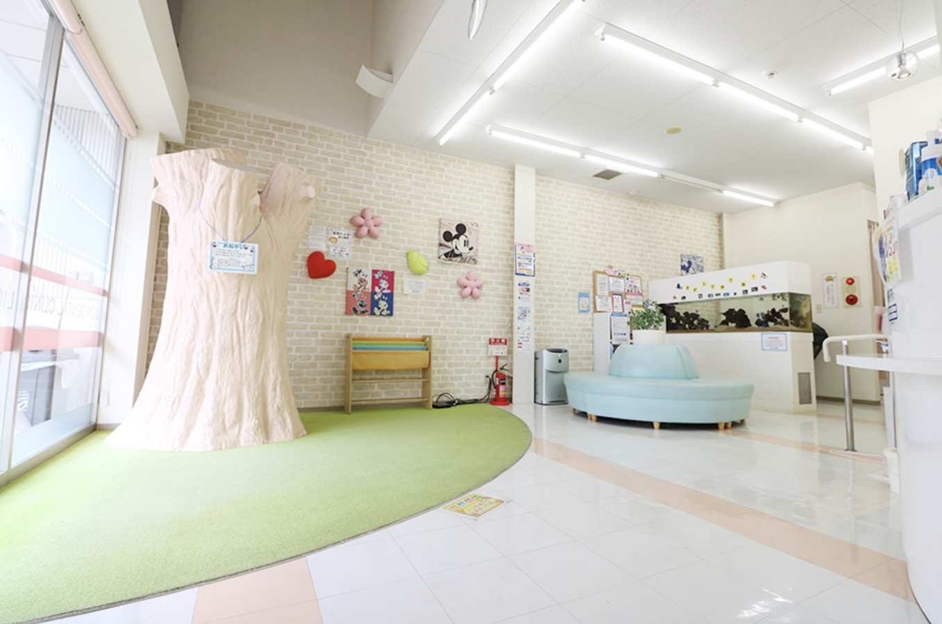 外観・受付・待合室