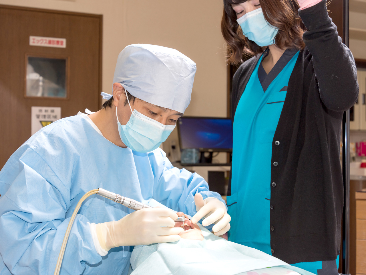 インプラント治療で、快適な食生活を取り戻しましょう