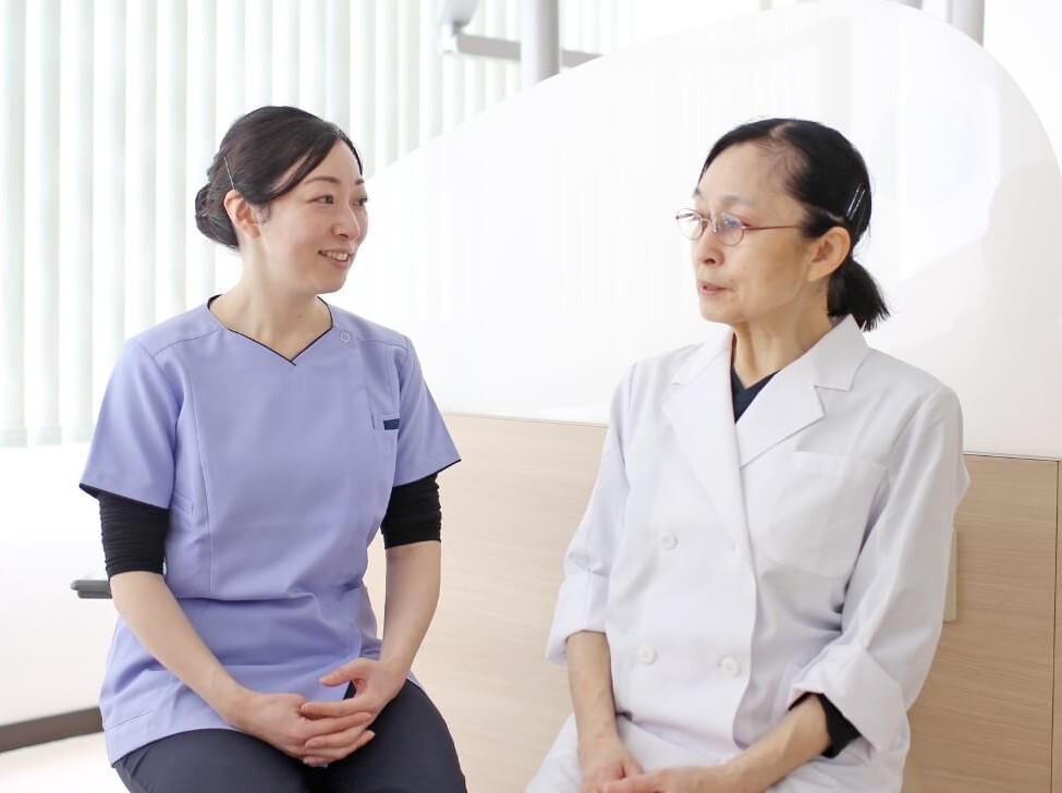 医院として大切にしている理念は、「痛みを抑え、できる限り歯を残す治療」です